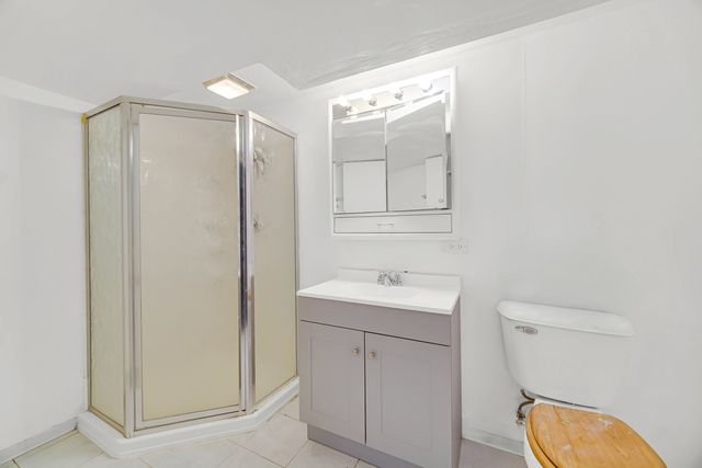 7325 S Wolcott Avenue, Chicago, IL 60636