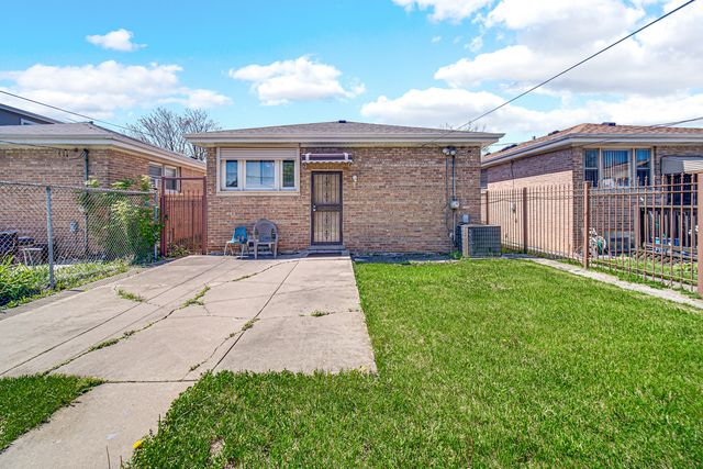 7325 S Wolcott Avenue, Chicago, IL 60636