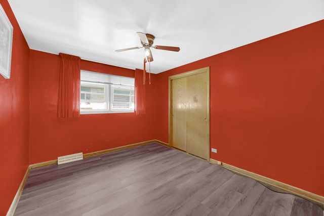 7325 S Wolcott Avenue, Chicago, IL 60636