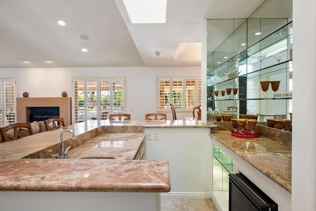 75951 Kimberly Lane, Palm Desert, CA 92211