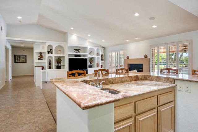 75951 Kimberly Lane, Palm Desert, CA 92211