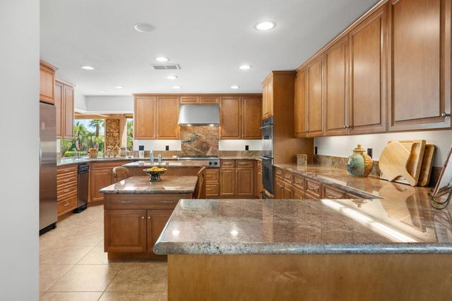 75951 Kimberly Lane, Palm Desert, CA 92211