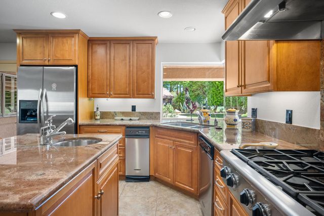 75951 Kimberly Lane, Palm Desert, CA 92211