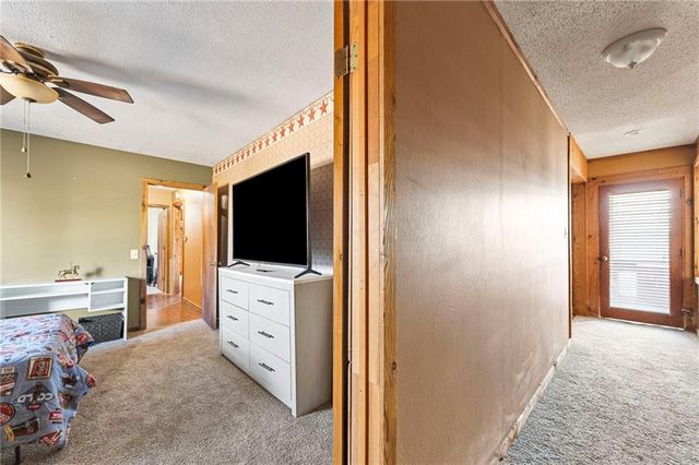 8046 Southpoint Drive, Camden, MO 64017