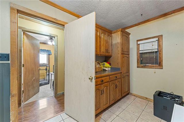 8046 Southpoint Drive, Camden, MO 64017