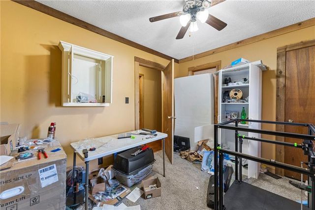 8046 Southpoint Drive, Camden, MO 64017