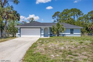 841 8th ST SE, Naples, FL 34117