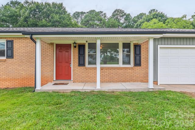 3907 Little Mountain Road, Gastonia, NC 28056