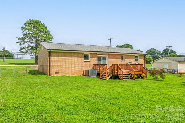 3907 Little Mountain Road, Gastonia, NC 28056