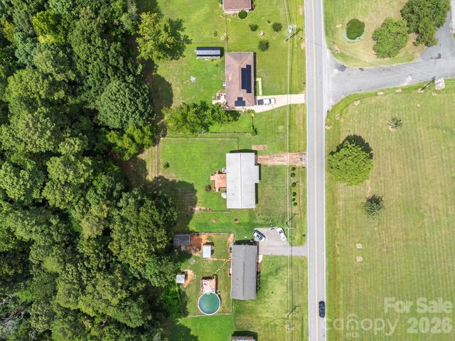 3907 Little Mountain Road, Gastonia, NC 28056