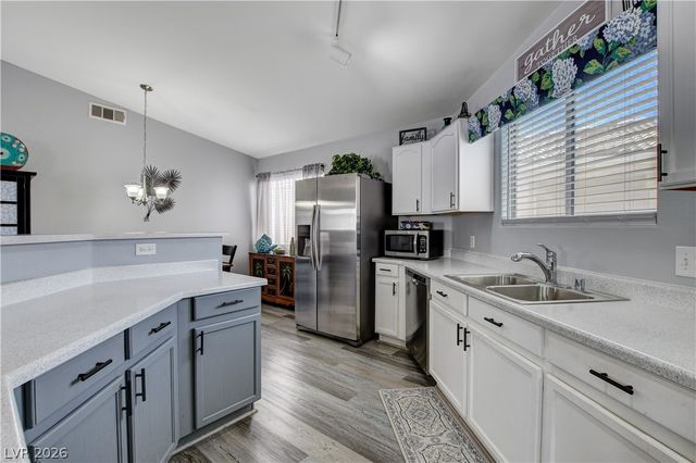5098 Mascaro Drive, Las Vegas, NV 89122
