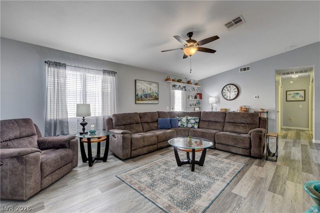 5098 Mascaro Drive, Las Vegas, NV 89122