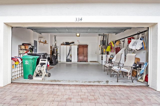 334 NW Springview Loop, Port St Lucie, FL 34986