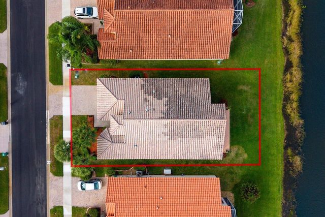 334 NW Springview Loop, Port St Lucie, FL 34986