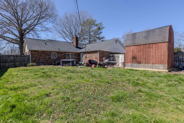 232 Roselawn Lane, Morehead, KY 40351