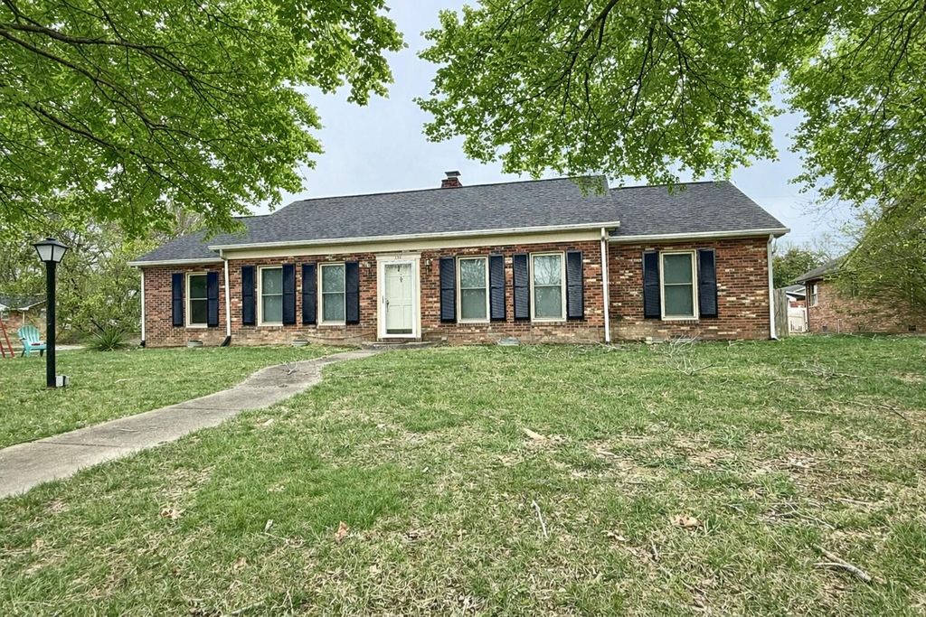 232 Roselawn Lane, Morehead, KY 40351