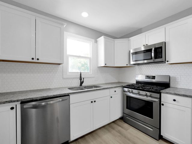 453 Stambaugh Avenue, Columbus, OH 43207