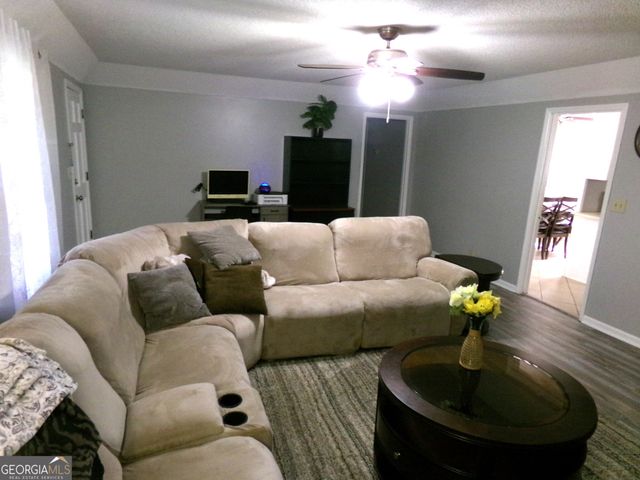 871 Chisholm Trail, Macon, GA 31220
