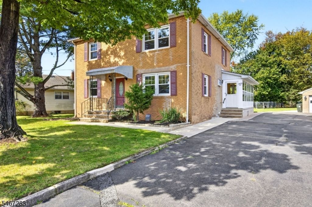 36 Ardmaer Dr, Bridgewater Twp., NJ 08807 — exterior