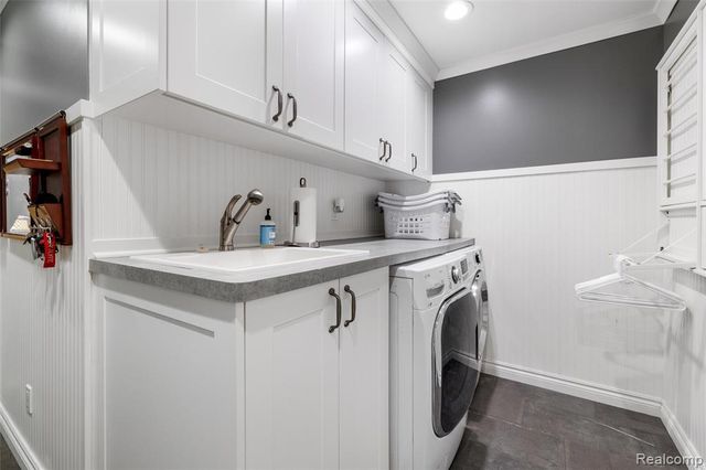 6577 Crabapple, Troy, MI 48098