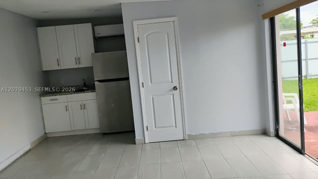 2421 SW 93rd Ct 1, Miami, FL 33165