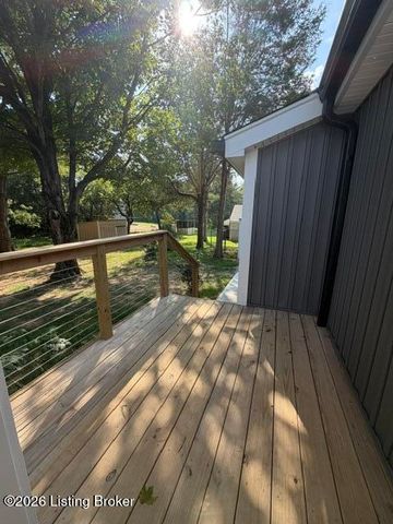 420 Hiland Dr, Shepherdsville, KY 40165