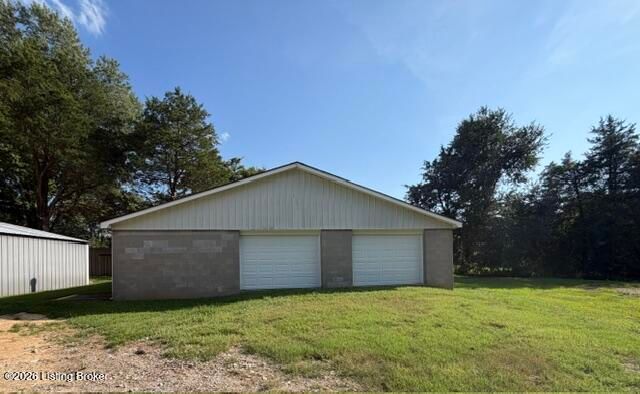 420 Hiland Dr, Shepherdsville, KY 40165