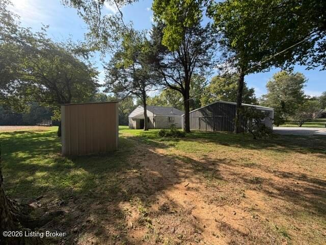 420 Hiland Dr, Shepherdsville, KY 40165