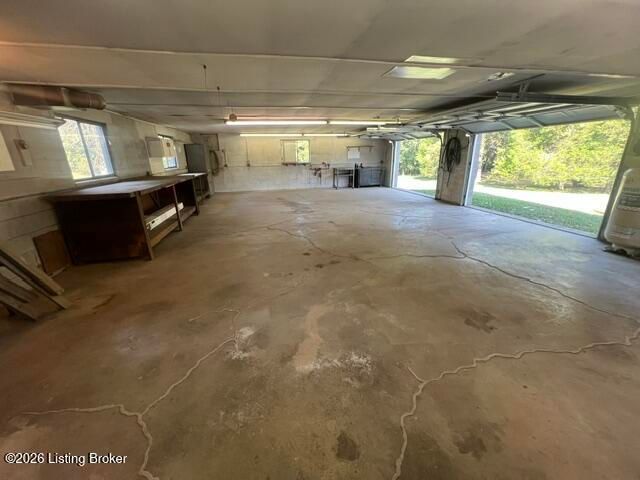 420 Hiland Dr, Shepherdsville, KY 40165