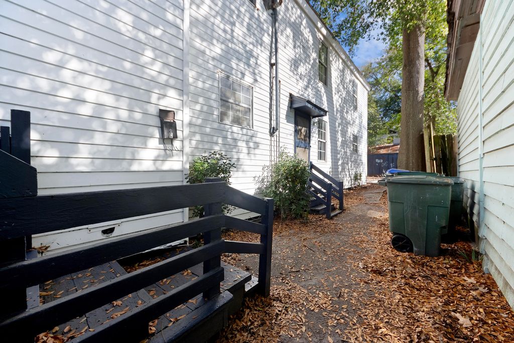 Image 23 of property listing at 16 Killians Street, Charleston, SC 29403