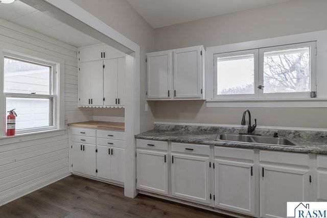 441 South Avenue, North Mankato, MN 56003