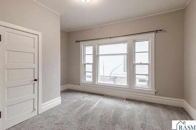 441 South Avenue, North Mankato, MN 56003