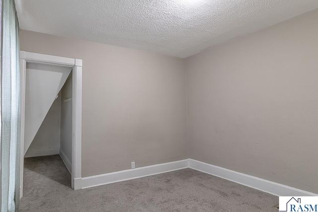 441 South Avenue, North Mankato, MN 56003