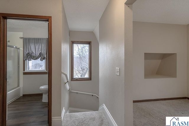 441 South Avenue, North Mankato, MN 56003