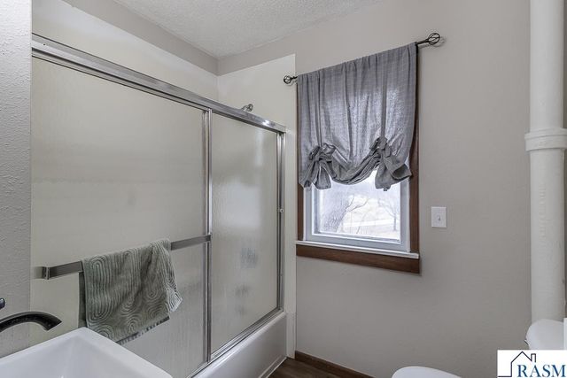 441 South Avenue, North Mankato, MN 56003