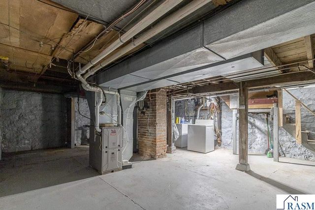 441 South Avenue, North Mankato, MN 56003