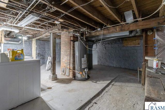 441 South Avenue, North Mankato, MN 56003