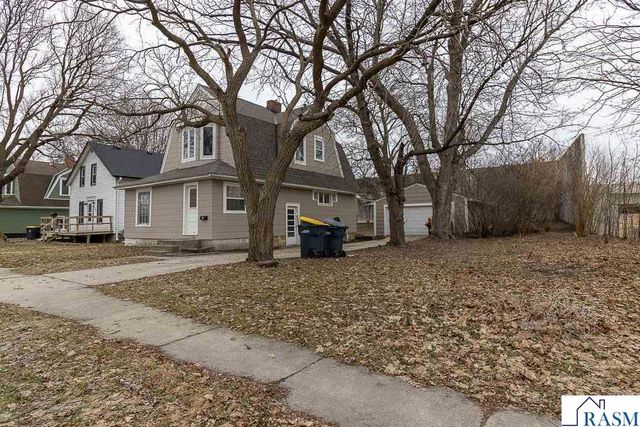 441 South Avenue, North Mankato, MN 56003