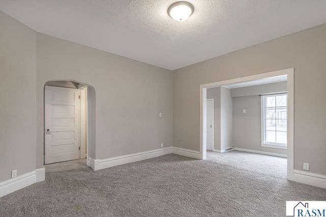 441 South Avenue, North Mankato, MN 56003