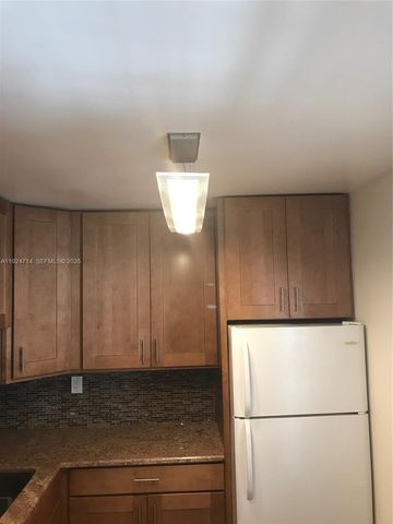 8267 SW 128th St 207, Pinecrest, FL 33156