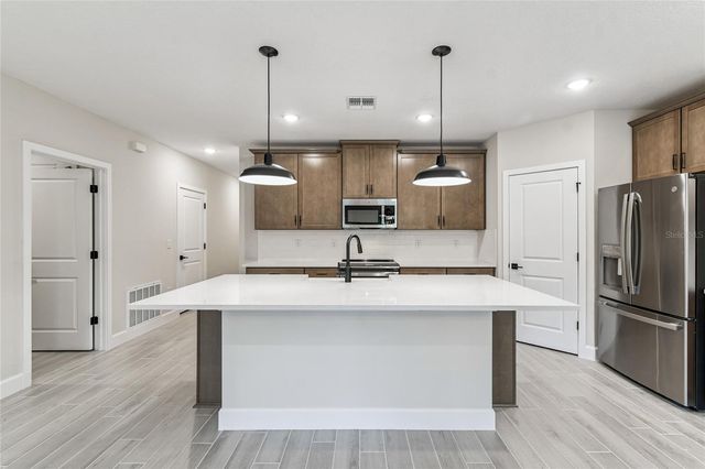 10835 N LETTERWOOD WAY 5, Dunnellon, FL 34434