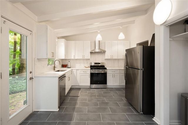 2700 Brook Park Way, Atlanta, GA 30340