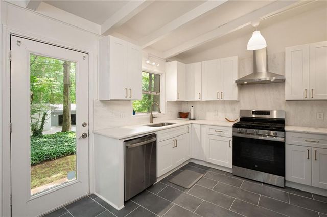 2700 Brook Park Way, Atlanta, GA 30340