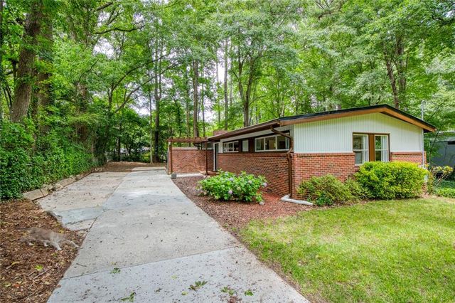 2700 Brook Park Way, Atlanta, GA 30340