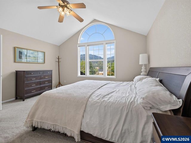 3537 NW Glenridge Dr, Corvallis, OR 97330