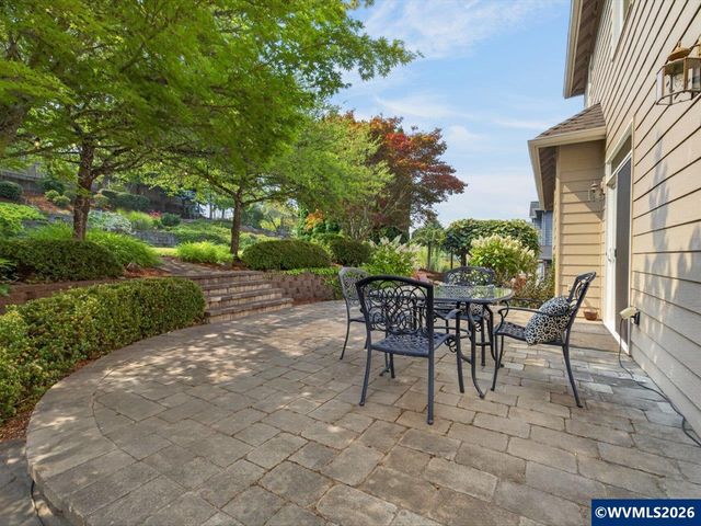 3537 NW Glenridge Dr, Corvallis, OR 97330
