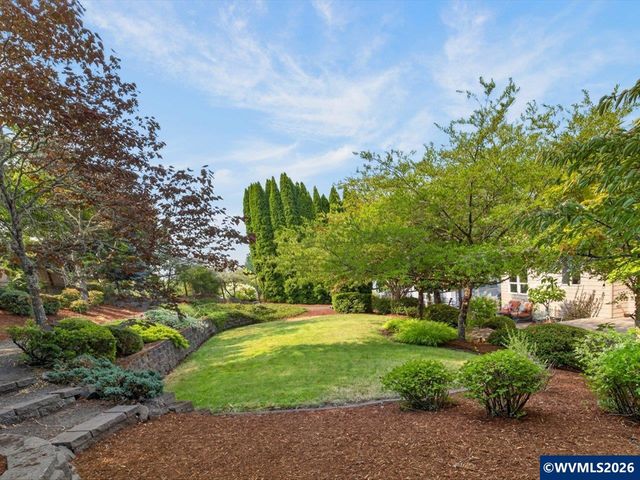 3537 NW Glenridge Dr, Corvallis, OR 97330
