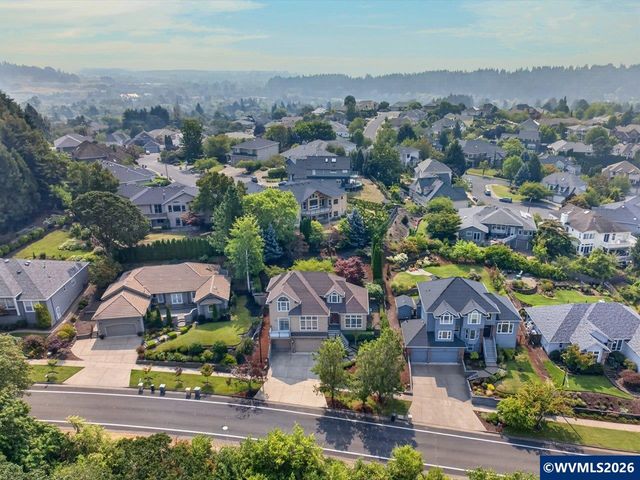 3537 NW Glenridge Dr, Corvallis, OR 97330