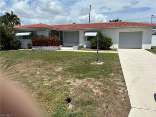 3709 SE 17th PL, Cape Coral, FL 33904