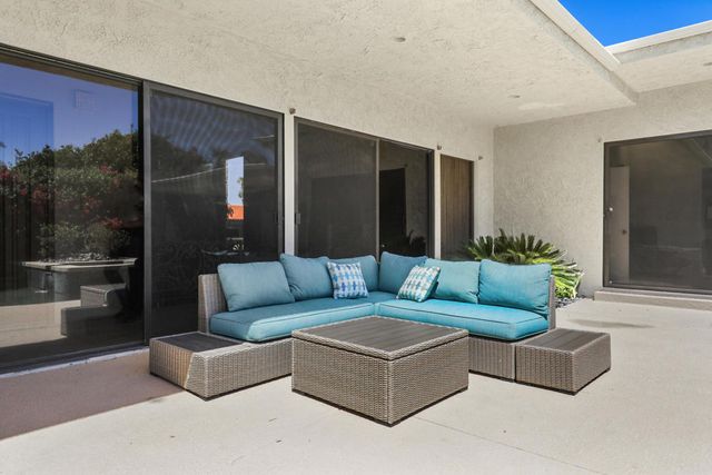 45550 Navajo Road, Indian Wells, CA 92210